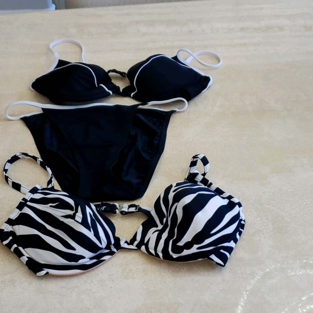 Victoria's Secret Bikini With Two Tops